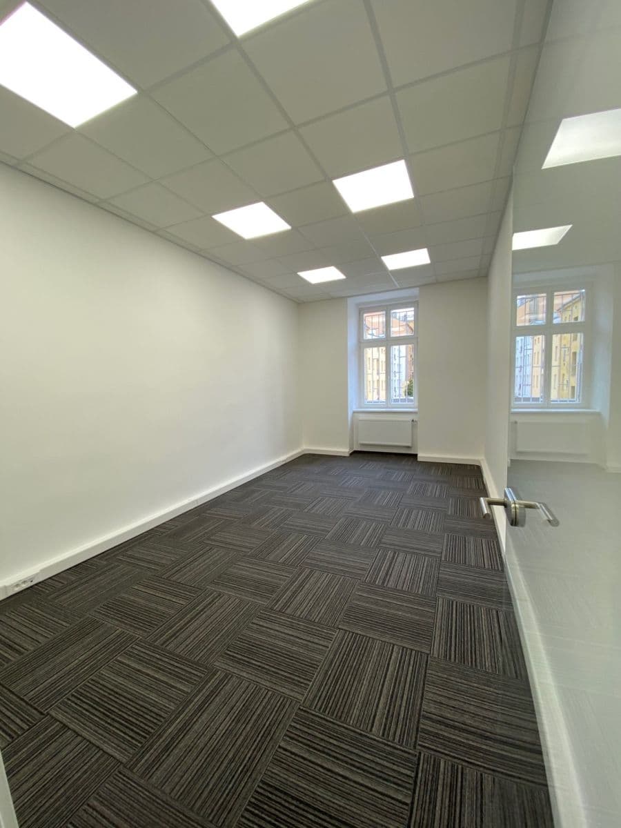 non-residential property to rent, 111 m², Karlínské náměstí, Prague, Prague non-residential property to rent, 111 m², Karlínské náměstí, Prague, Prague