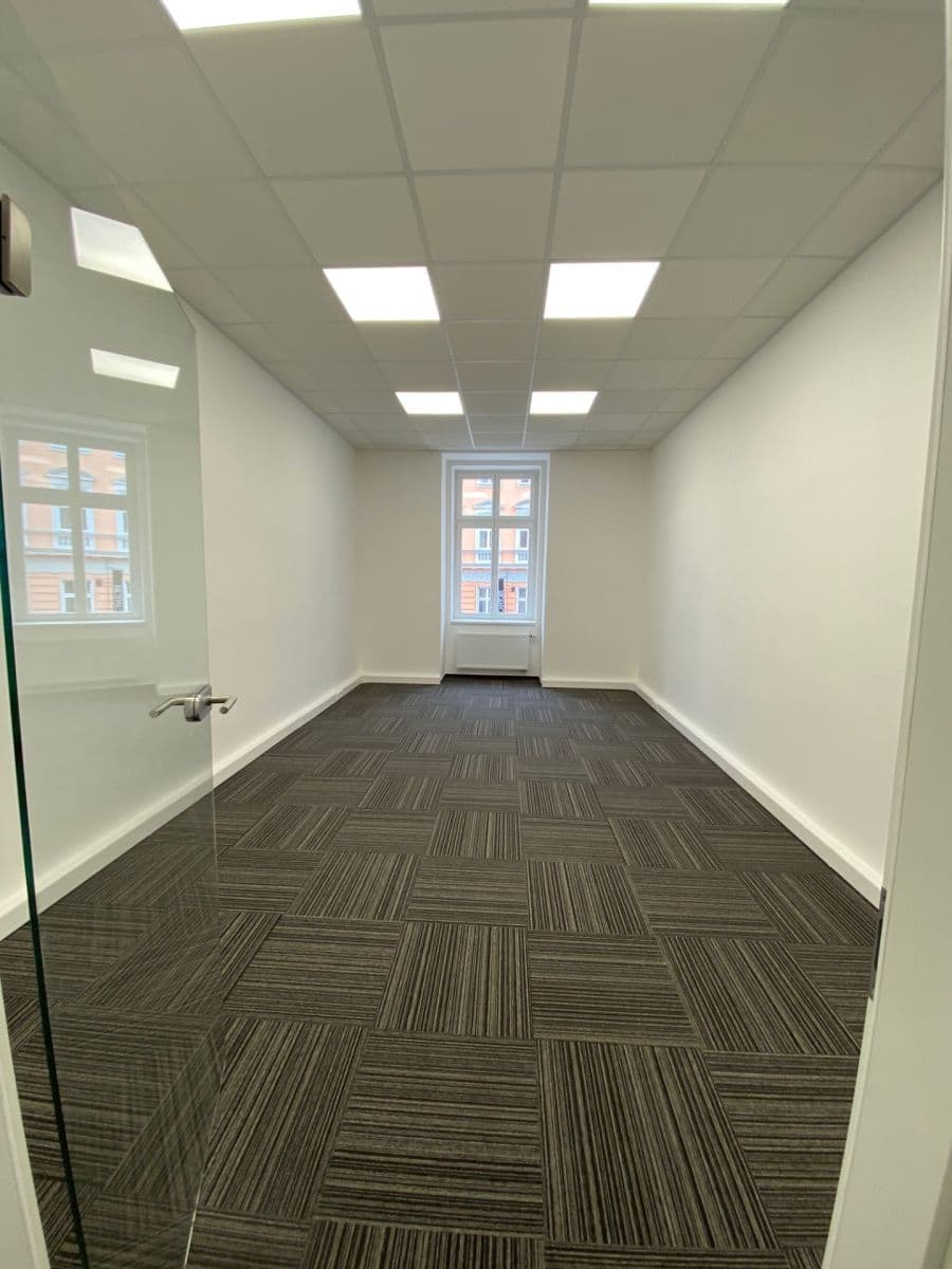 non-residential property to rent, 111 m², Karlínské náměstí, Prague, Prague non-residential property to rent, 111 m², Karlínské náměstí, Prague, Prague