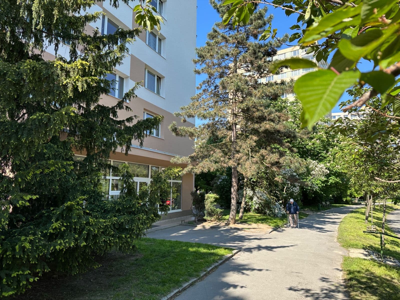 Studio flat to rent, 28 m², Nad Lesním divadlem, Prague, Prague Studio flat to rent, 28 m², Nad Lesním divadlem, Prague, Prague