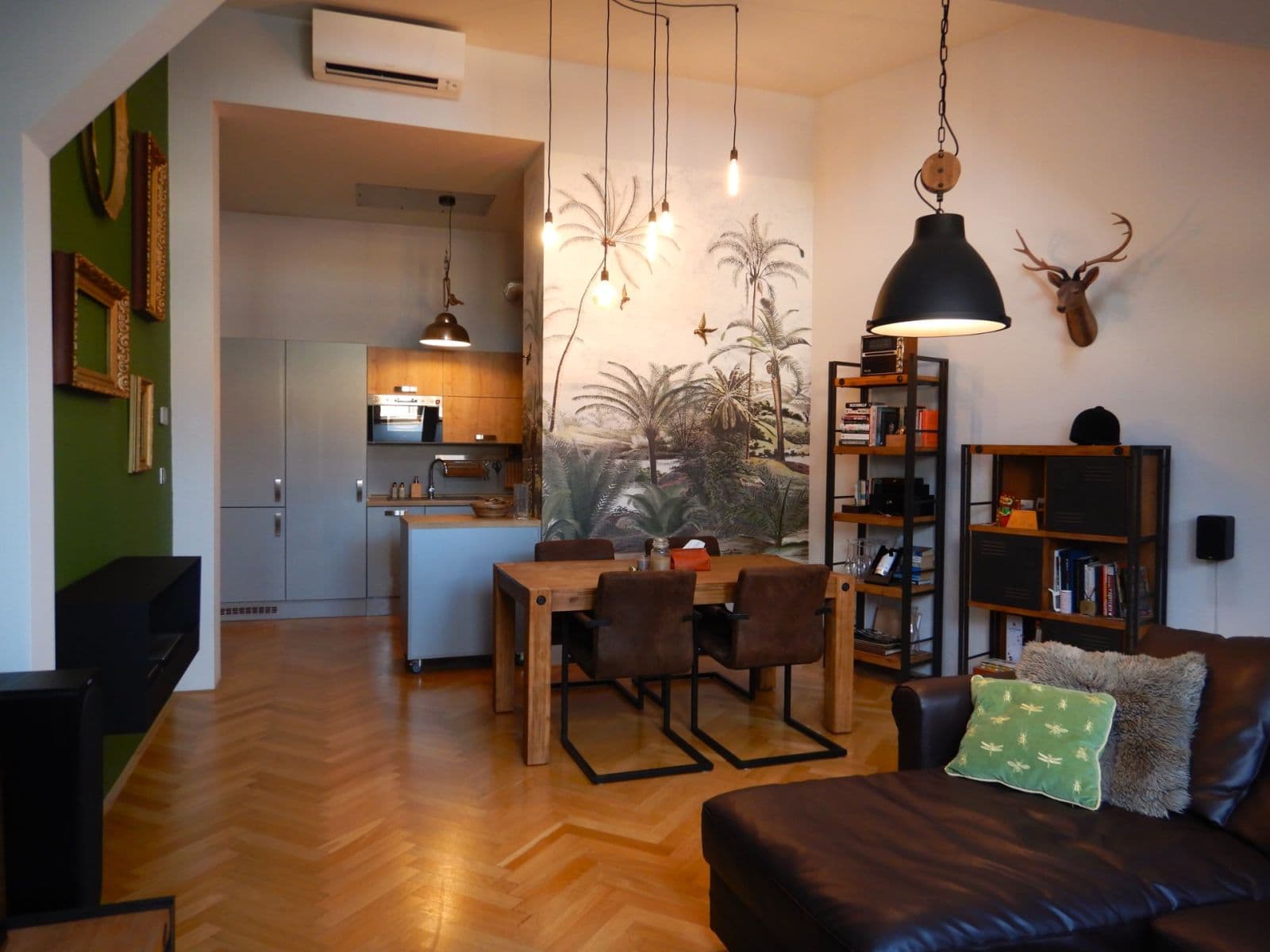 1 bedroom with open-plan kitchen flat to rent, 91 m², Vyšehradská, Prague, Prague 1 bedroom with open-plan kitchen flat to rent, 91 m², Vyšehradská, Prague, Prague