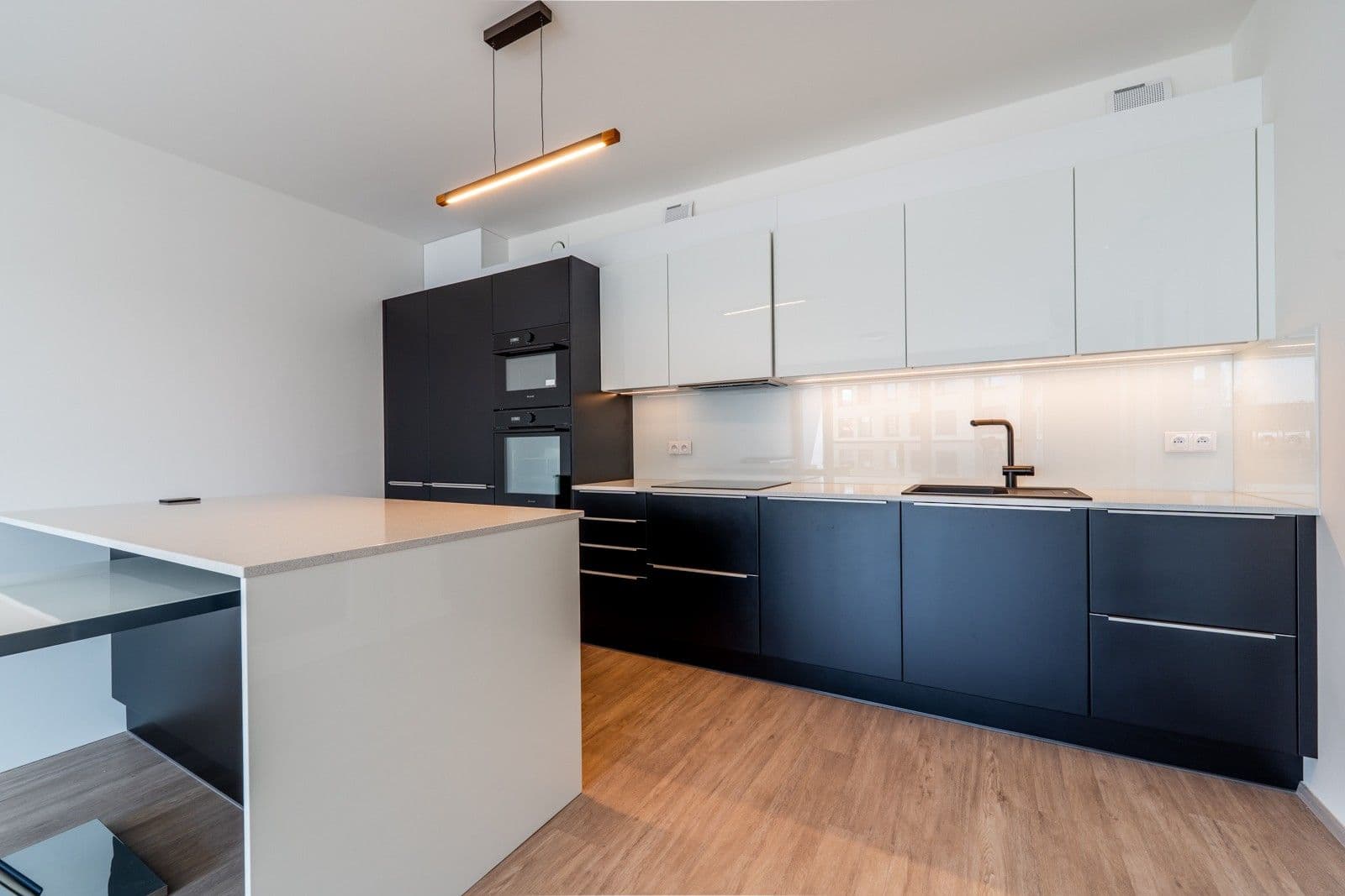 3 bedroom with open-plan kitchen flat for sale, 117 m², U Pergamenky, Prague, Prague 3 bedroom with open-plan kitchen flat for sale, 117 m², U Pergamenky, Prague, Prague