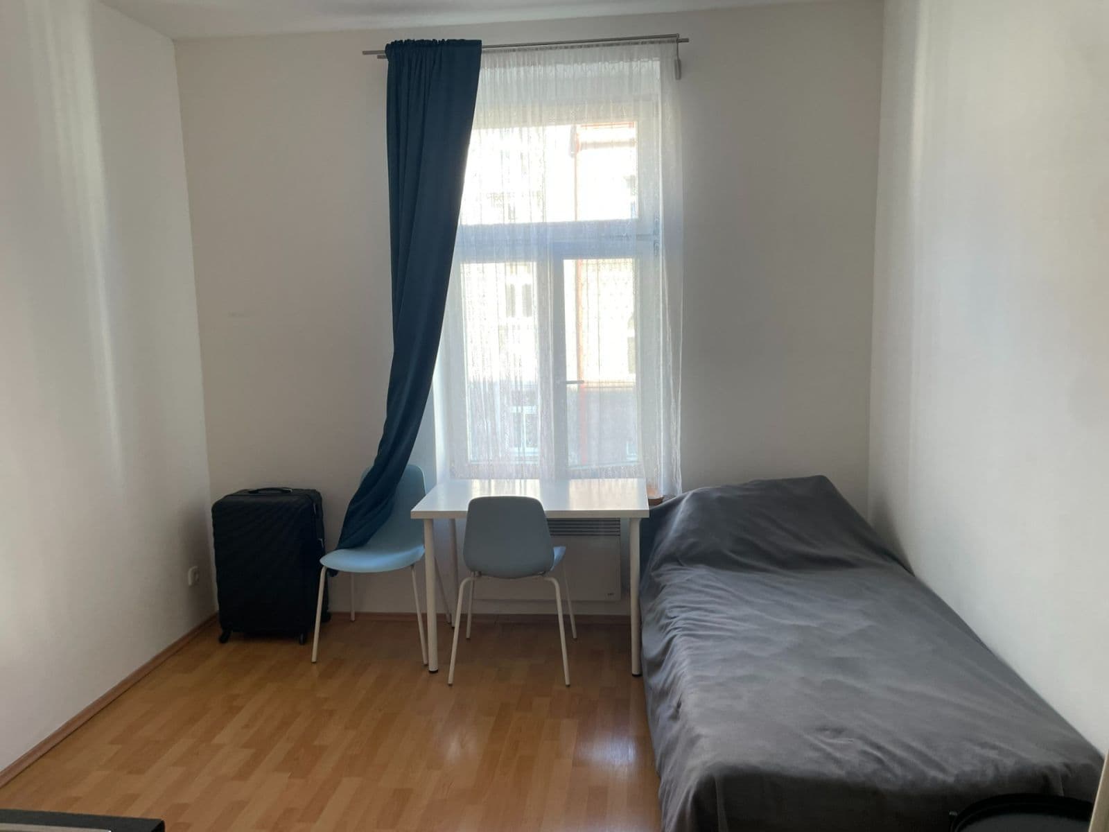 Studio flat to rent, 20 m², Holandská, Prague, Prague Studio flat to rent, 20 m², Holandská, Prague, Prague