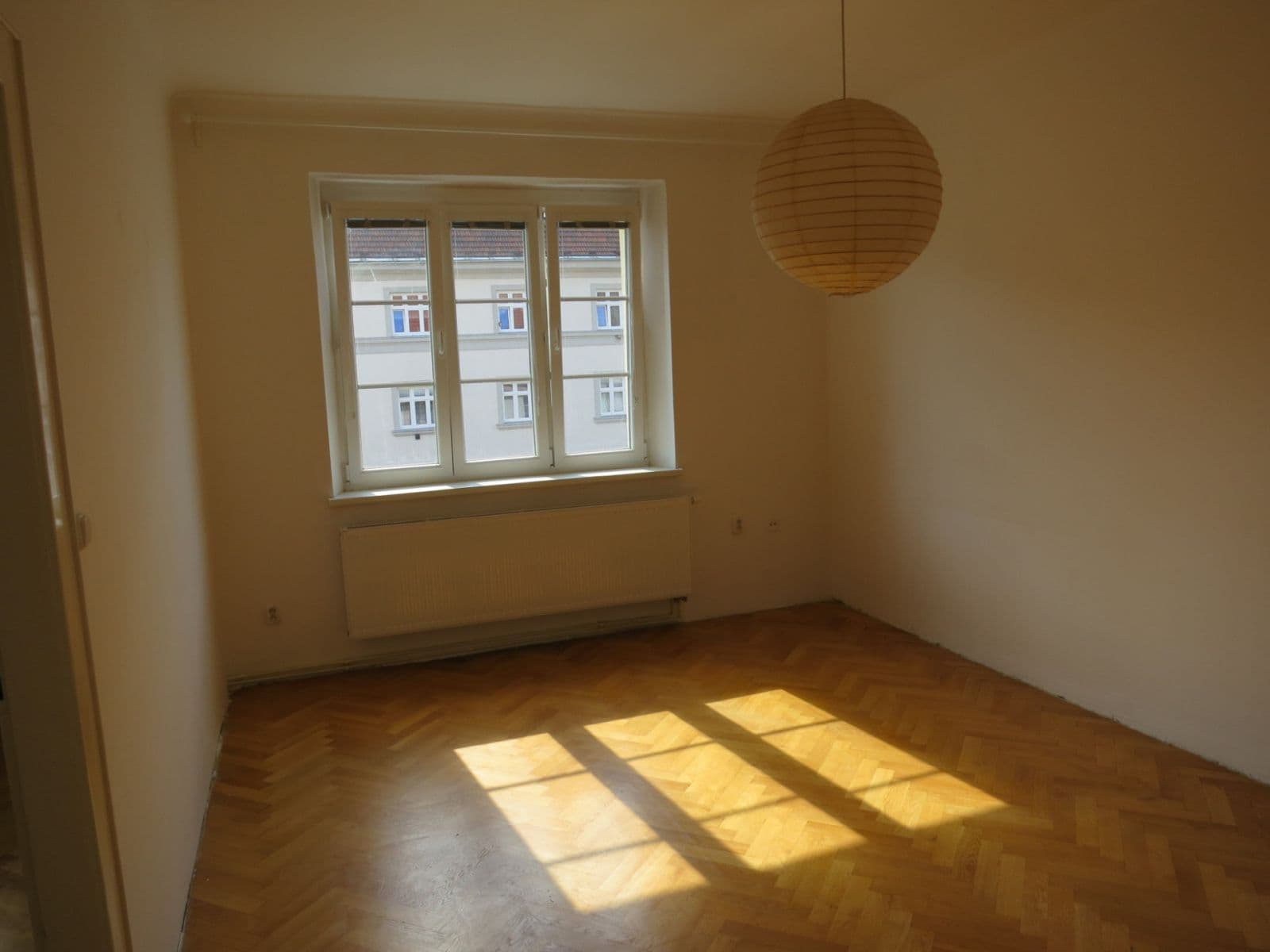 3 bedroom flat to rent, 108 m², Botanická, Brno, Jihomoravský Region 3 bedroom flat to rent, 108 m², Botanická, Brno, Jihomoravský Region