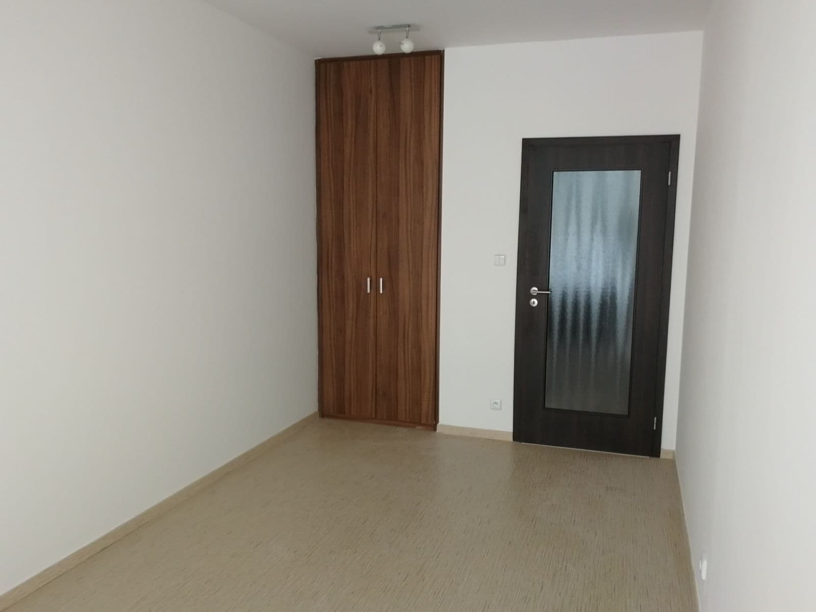 1 bedroom with open-plan kitchen flat to rent, 53 m², Svitákova, Prague, Prague 1 bedroom with open-plan kitchen flat to rent, 53 m², Svitákova, Prague, Prague