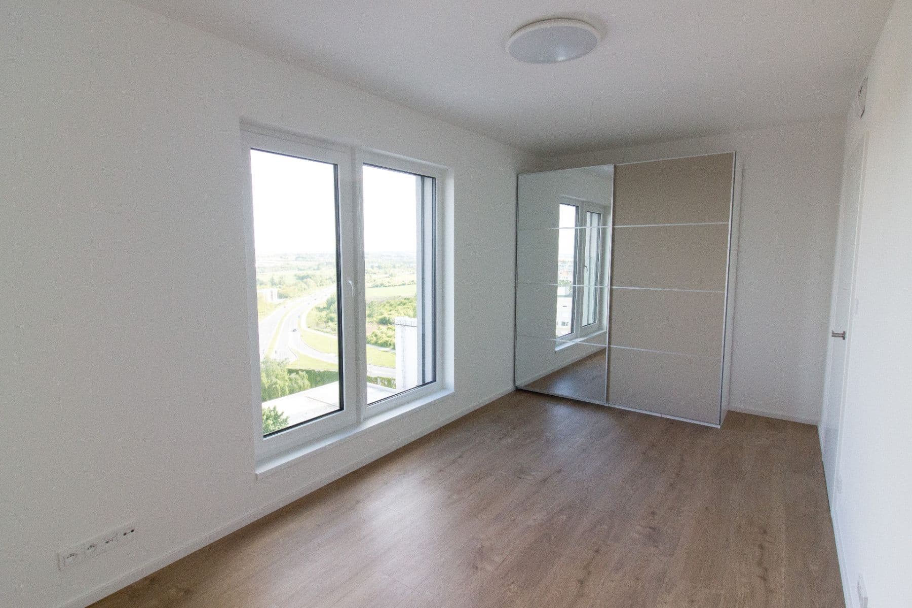 1 bedroom with open-plan kitchen flat to rent, 50 m², Hábova, Prague, Prague 1 bedroom with open-plan kitchen flat to rent, 50 m², Hábova, Prague, Prague