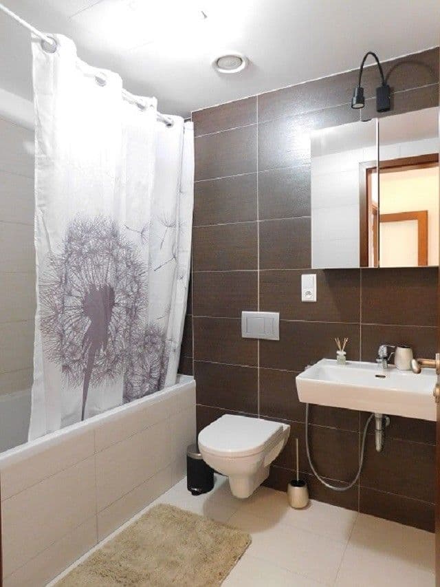 3 bedroom flat to rent, 85 m², Jeremiášova, Prague, Prague 3 bedroom flat to rent, 85 m², Jeremiášova, Prague, Prague