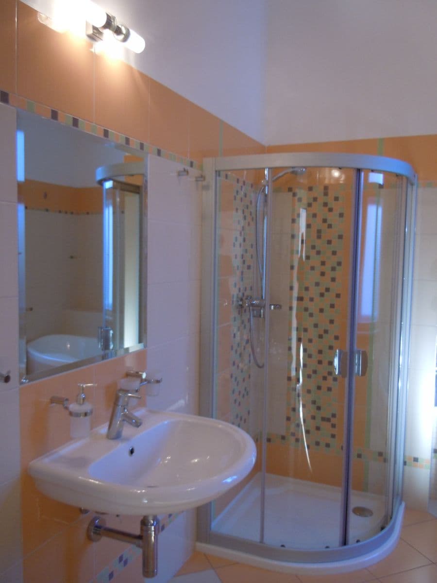 2 bedroom with open-plan kitchen flat to rent, 119 m², Vratislavova, Prague, Prague 2 bedroom with open-plan kitchen flat to rent, 119 m², Vratislavova, Prague, Prague