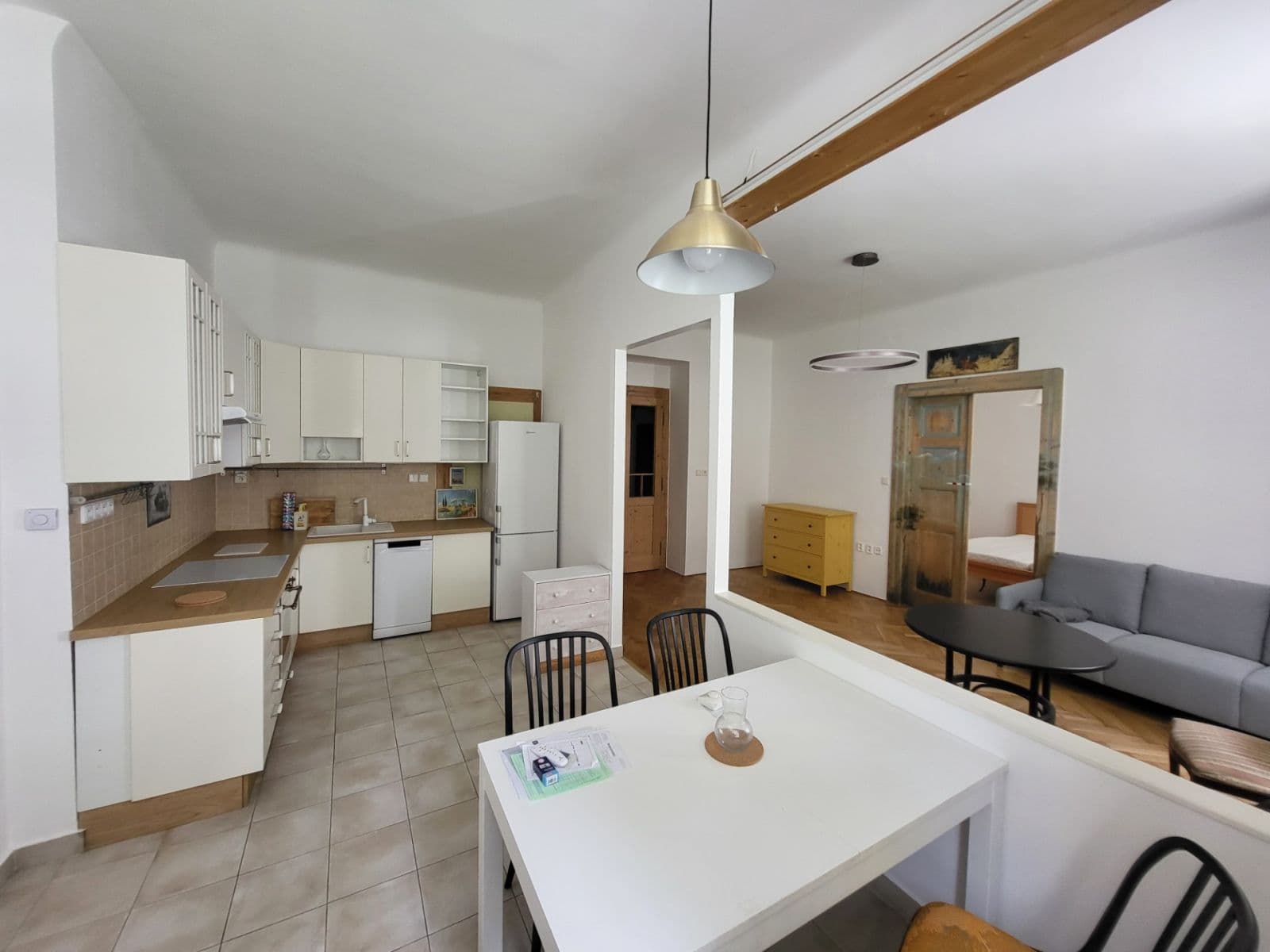 2 bedroom with open-plan kitchen flat to rent, 63 m², Blodkova, Prague, Prague 2 bedroom with open-plan kitchen flat to rent, 63 m², Blodkova, Prague, Prague