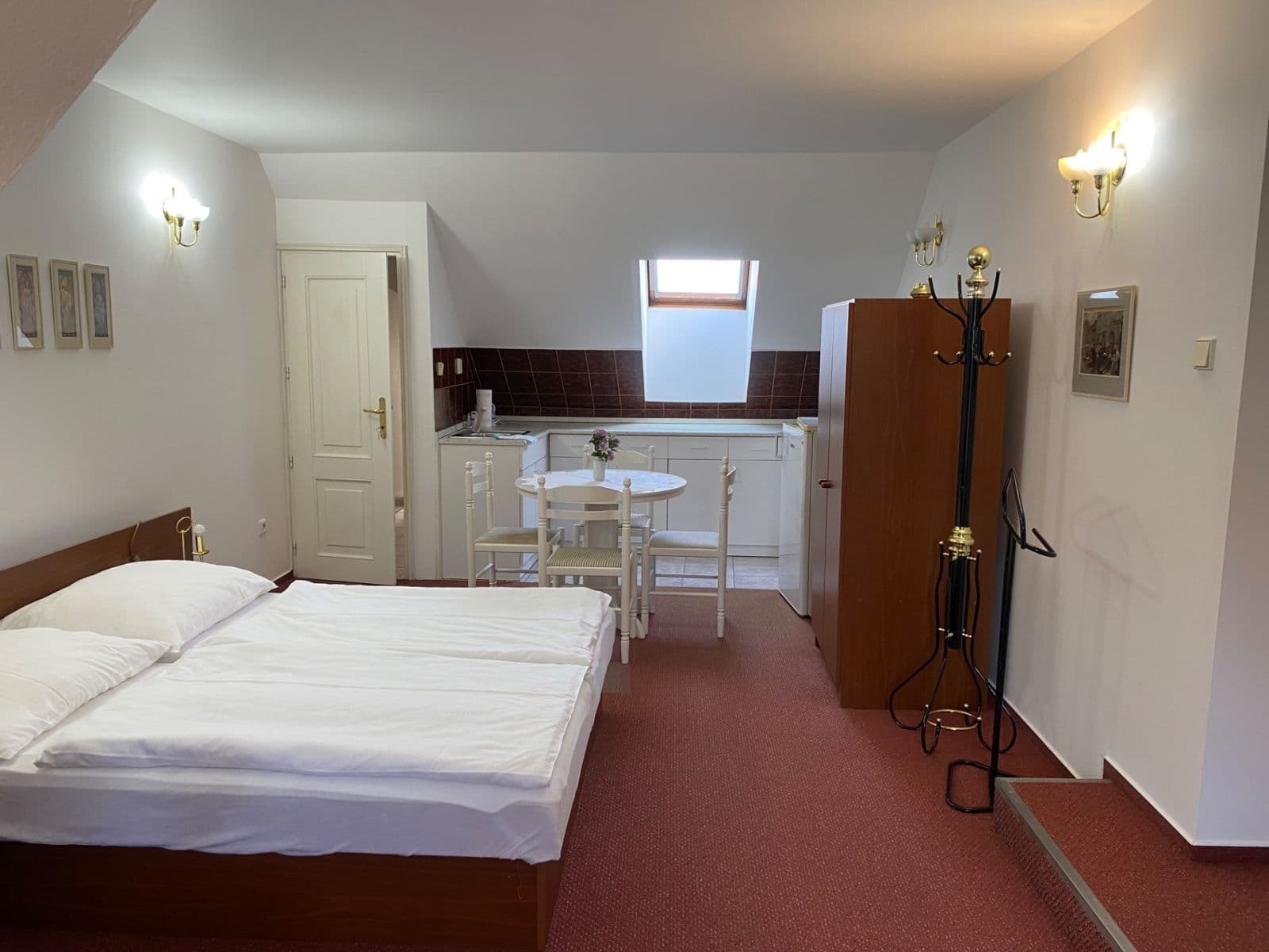 Studio flat to rent, 40 m², Hradební, Tábor, Jihočeský Region Studio flat to rent, 40 m², Hradební, Tábor, Jihočeský Region