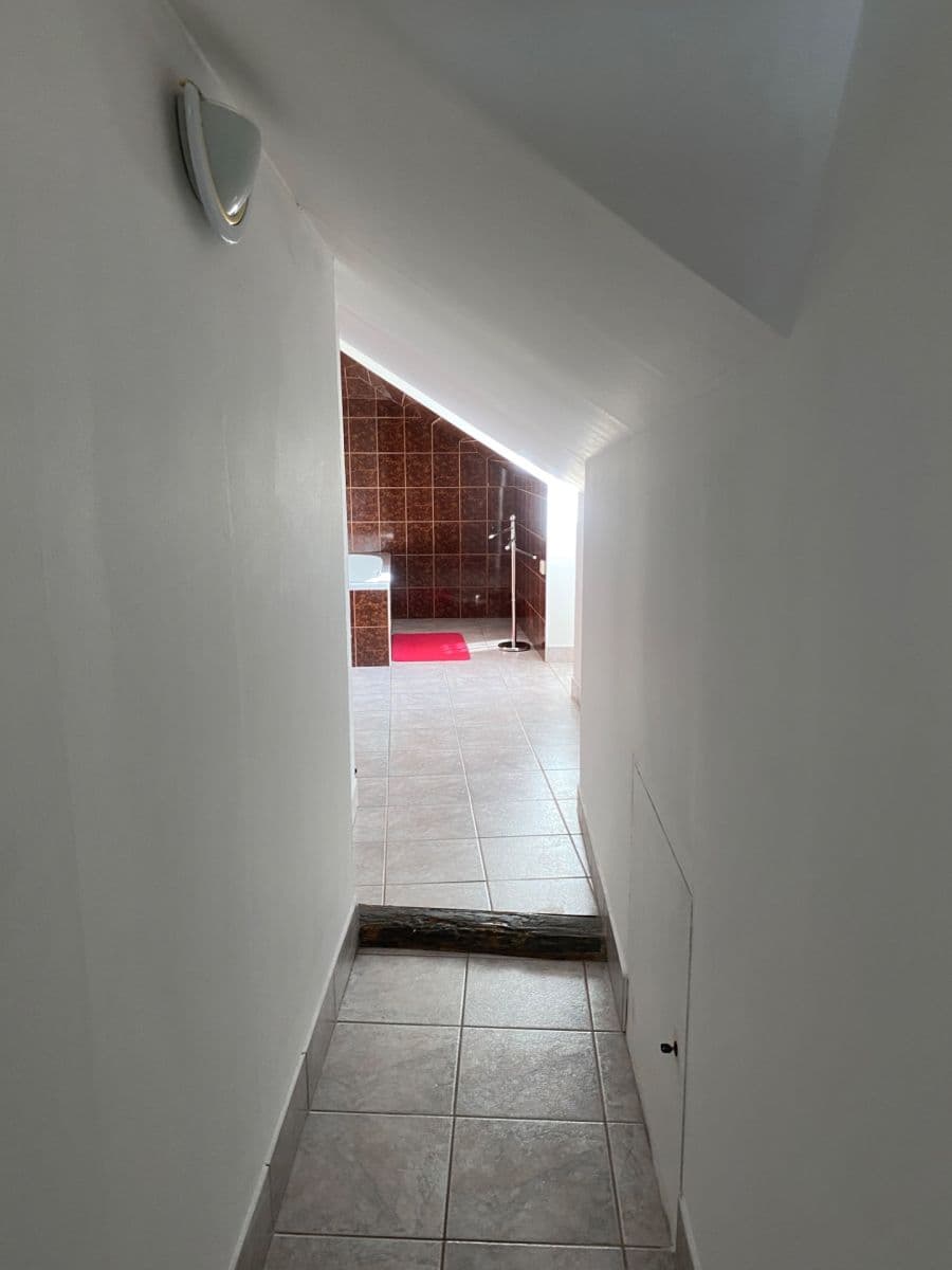 Studio flat to rent, 40 m², Hradební, Tábor, Jihočeský Region Studio flat to rent, 40 m², Hradební, Tábor, Jihočeský Region