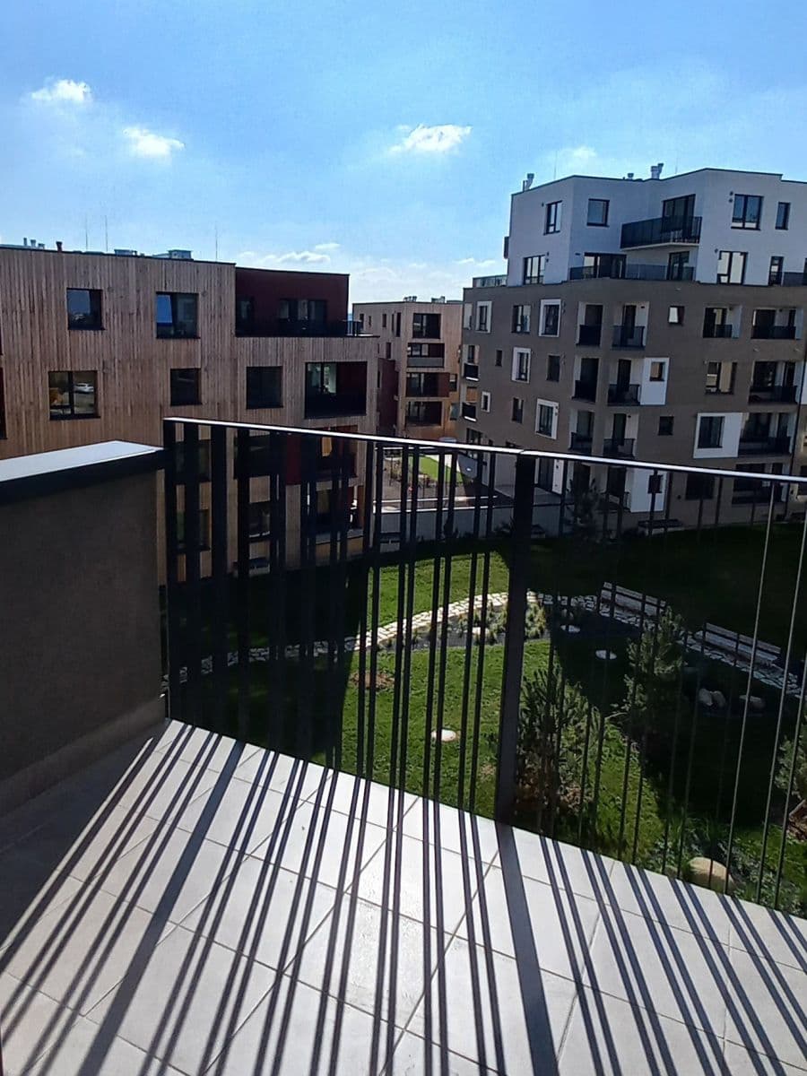 1 bedroom with open-plan kitchen flat to rent, 53 m², Huppnerova, Prague, Prague 1 bedroom with open-plan kitchen flat to rent, 53 m², Huppnerova, Prague, Prague