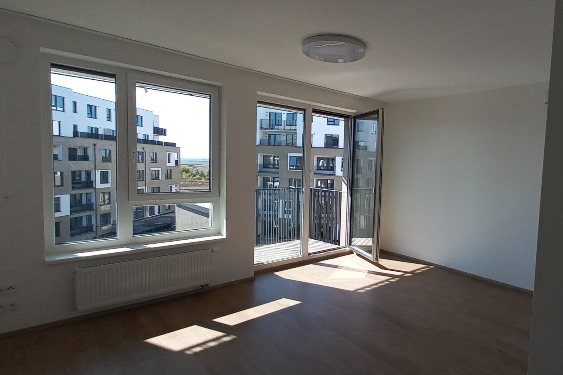 1 bedroom with open-plan kitchen flat to rent, 53 m², Huppnerova, Prague, Prague 1 bedroom with open-plan kitchen flat to rent, 53 m², Huppnerova, Prague, Prague