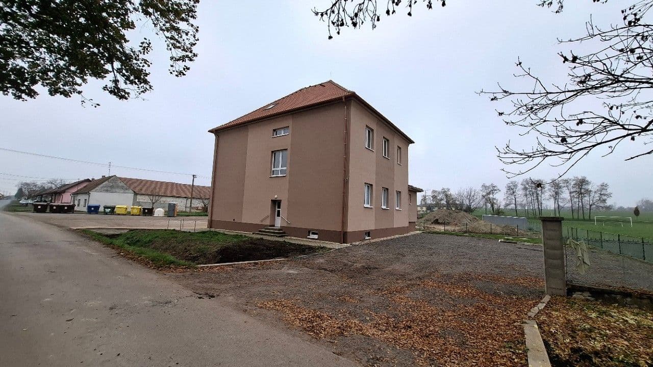 Studio flat to rent, 27 m², Miroslav, Jihomoravský Region Studio flat to rent, 27 m², Miroslav, Jihomoravský Region