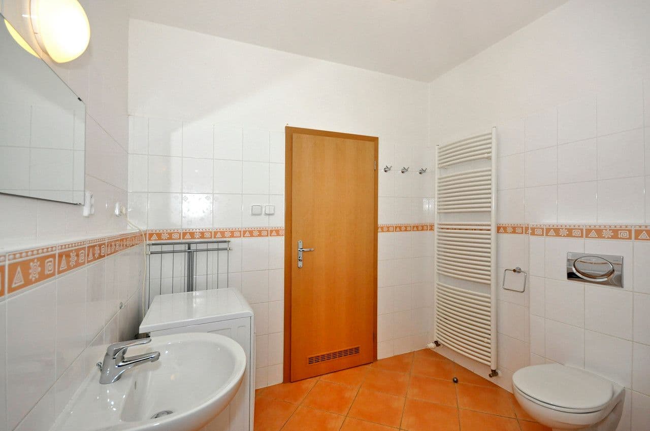 Studio flat to rent, 38 m², Názovská, Prague, Prague Studio flat to rent, 38 m², Názovská, Prague, Prague
