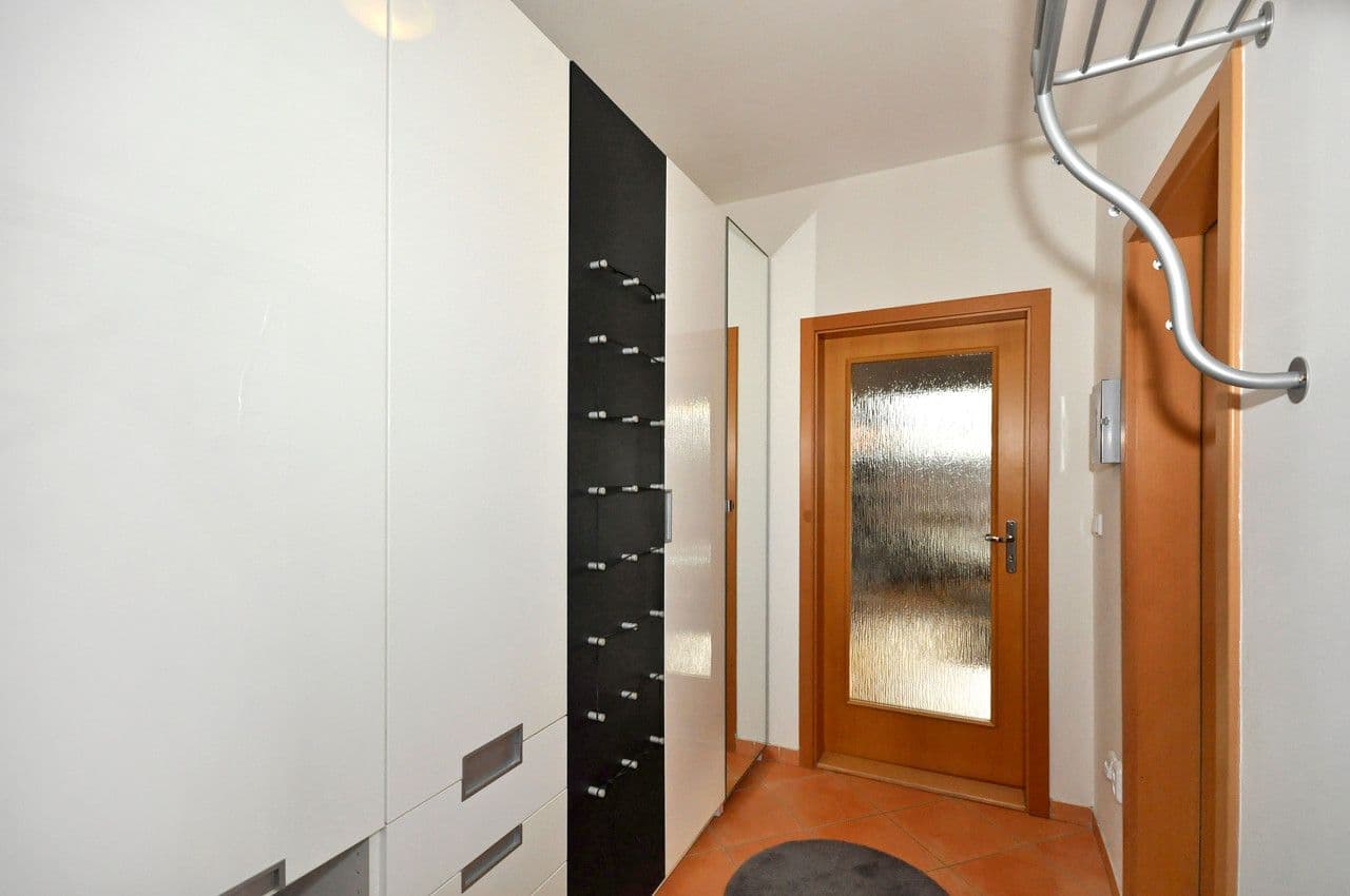 Studio flat to rent, 38 m², Názovská, Prague, Prague Studio flat to rent, 38 m², Názovská, Prague, Prague