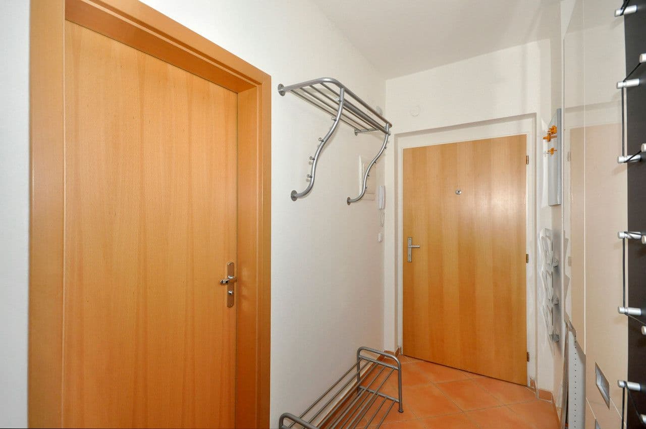 Studio flat to rent, 38 m², Názovská, Prague, Prague Studio flat to rent, 38 m², Názovská, Prague, Prague
