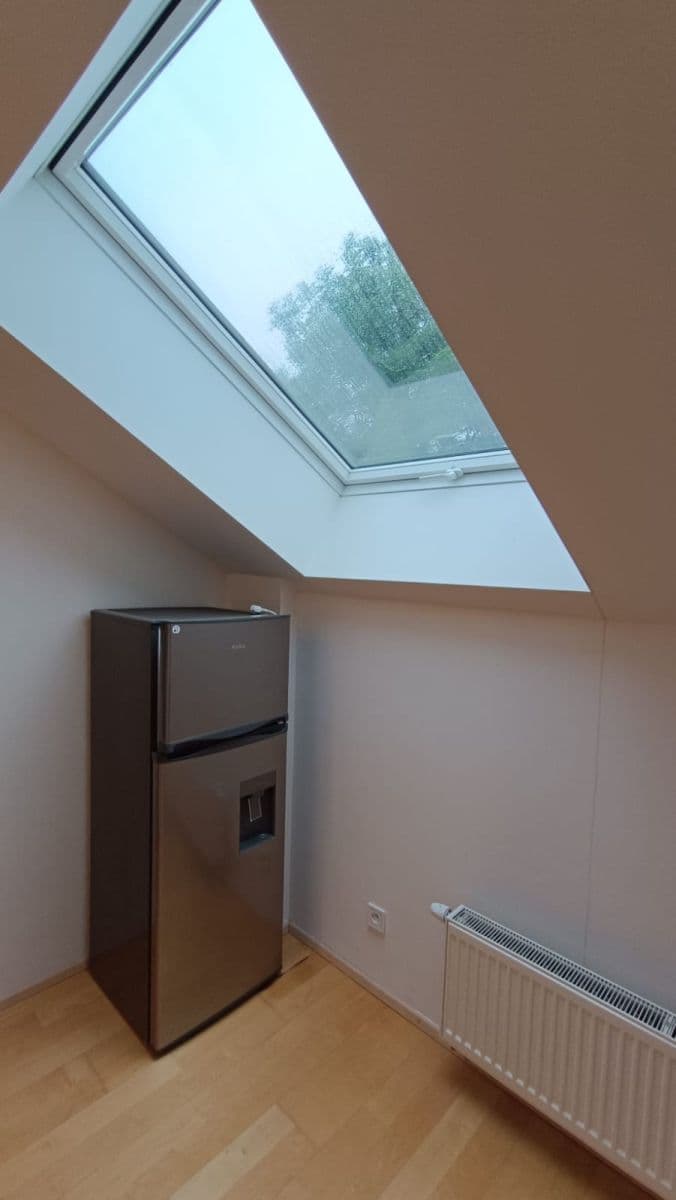 1 bedroom with open-plan kitchen flat to rent, 42 m², Nerudova, Hradec Králové, Královéhradecký Region 1 bedroom with open-plan kitchen flat to rent, 42 m², Nerudova, Hradec Králové, Královéhradecký Region