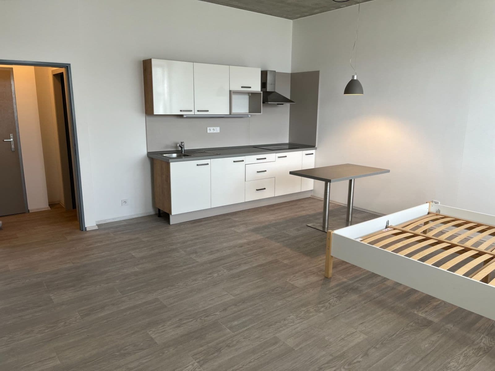 Studio flat to rent, 45 m², U Uhříněveské obory, Prague, Prague Studio flat to rent, 45 m², U Uhříněveské obory, Prague, Prague