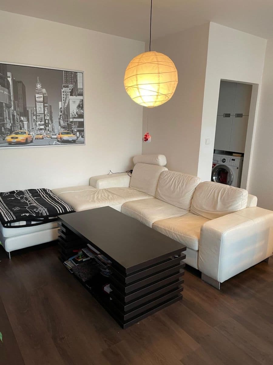 2 bedroom with open-plan kitchen flat to rent, 73 m², Štefáčkova, Brno, Jihomoravský Region 2 bedroom with open-plan kitchen flat to rent, 73 m², Štefáčkova, Brno, Jihomoravský Region