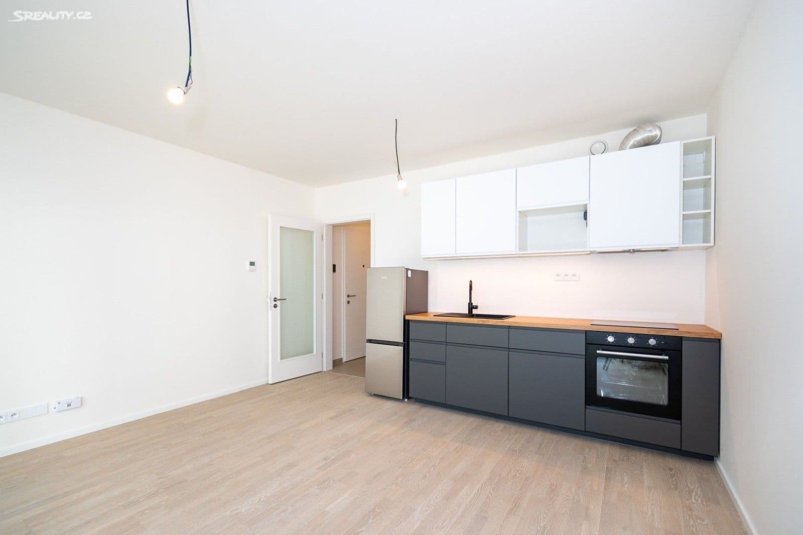 Studio flat to rent, 32 m², Šenácká, Prague, Prague Studio flat to rent, 32 m², Šenácká, Prague, Prague