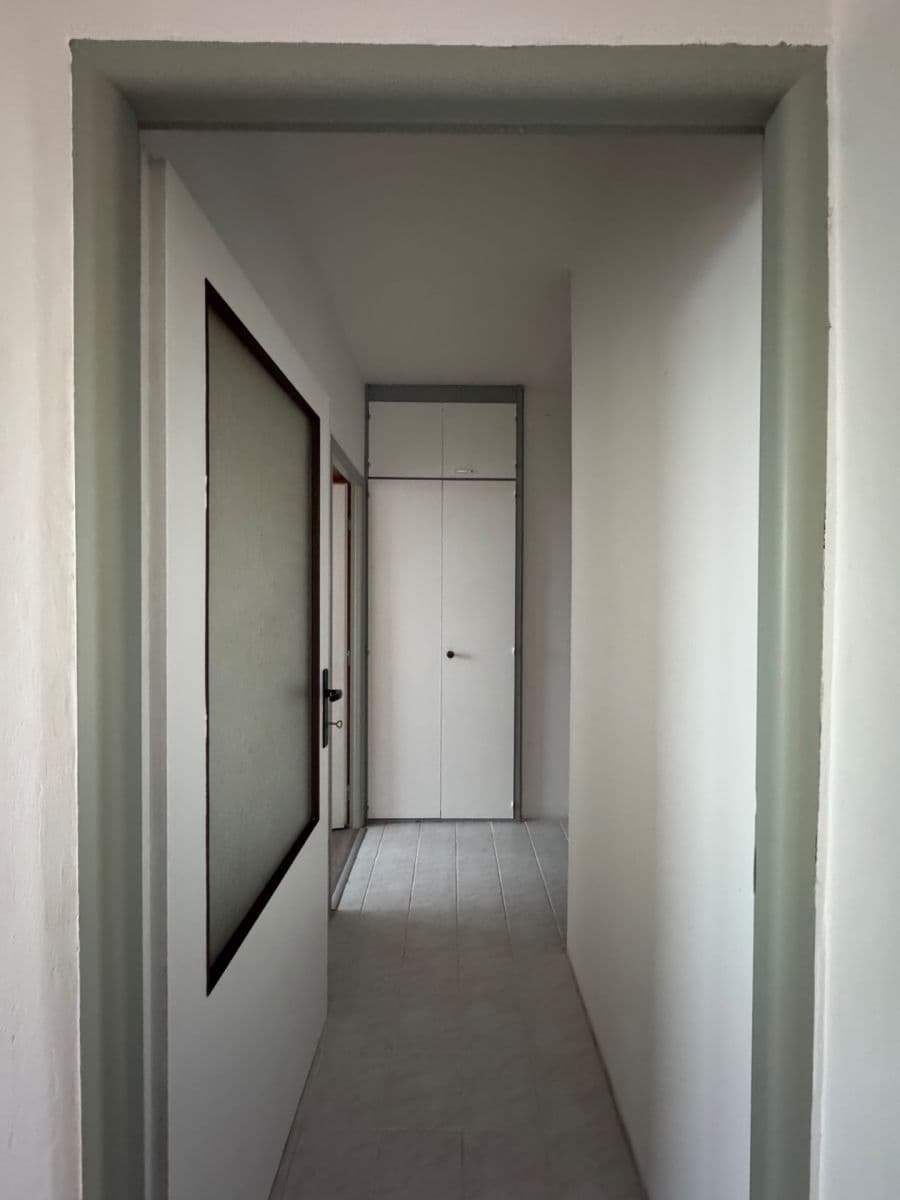 1 bedroom with open-plan kitchen flat to rent, 43 m², Steinerova, Prague, Prague 1 bedroom with open-plan kitchen flat to rent, 43 m², Steinerova, Prague, Prague