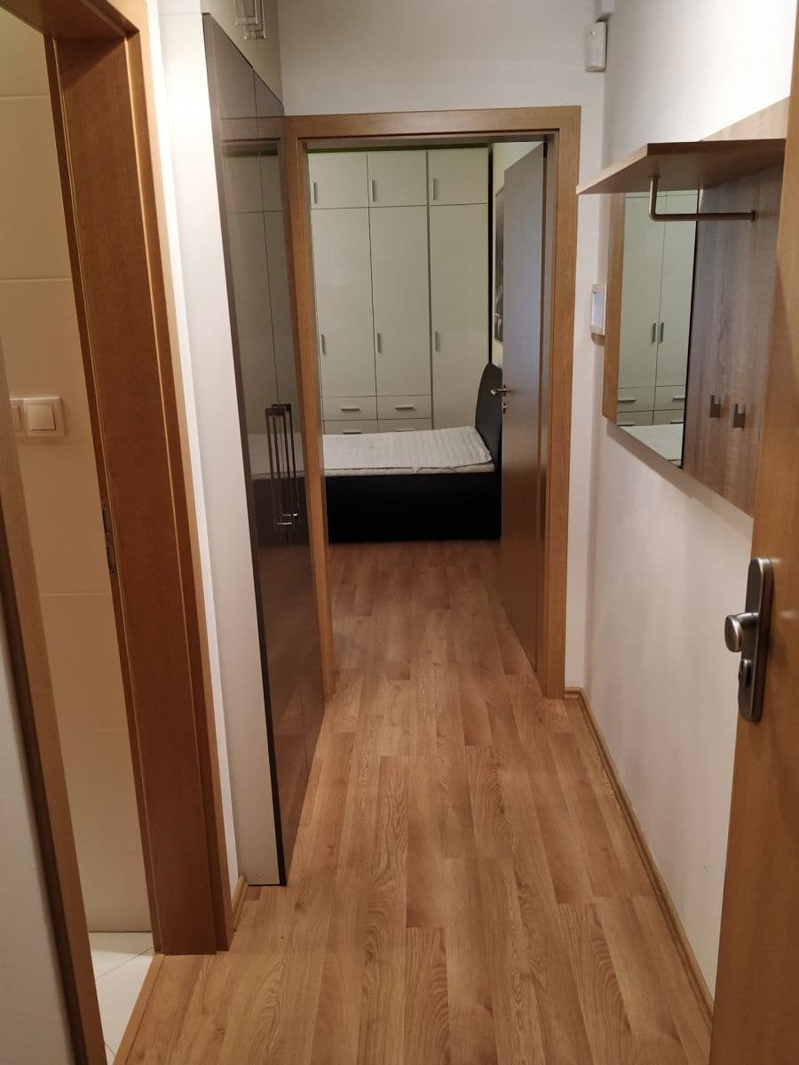 Studio flat to rent, 31 m², Žitná, Hostivice, Středočeský Region Studio flat to rent, 31 m², Žitná, Hostivice, Středočeský Region