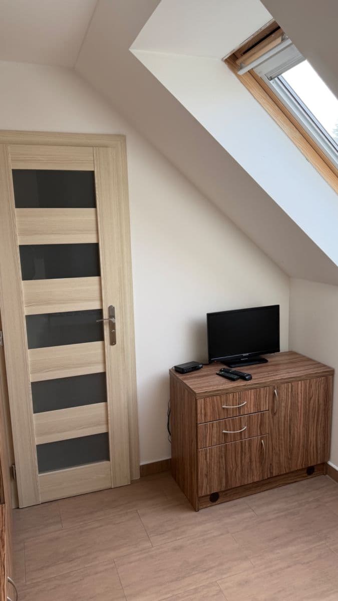 flat to rent, 13 m², Dalovská, Divišov, Středočeský Region flat to rent, 13 m², Dalovská, Divišov, Středočeský Region