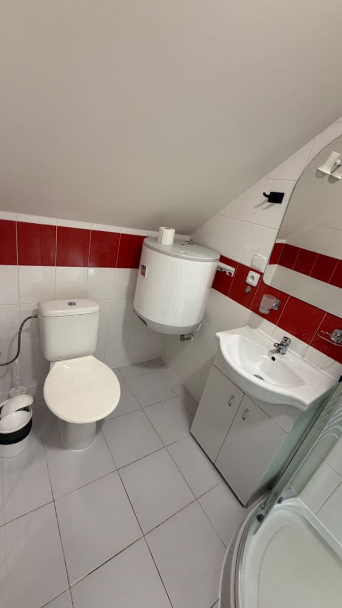 flat to rent, 13 m², Dalovská, Divišov, Středočeský Region flat to rent, 13 m², Dalovská, Divišov, Středočeský Region