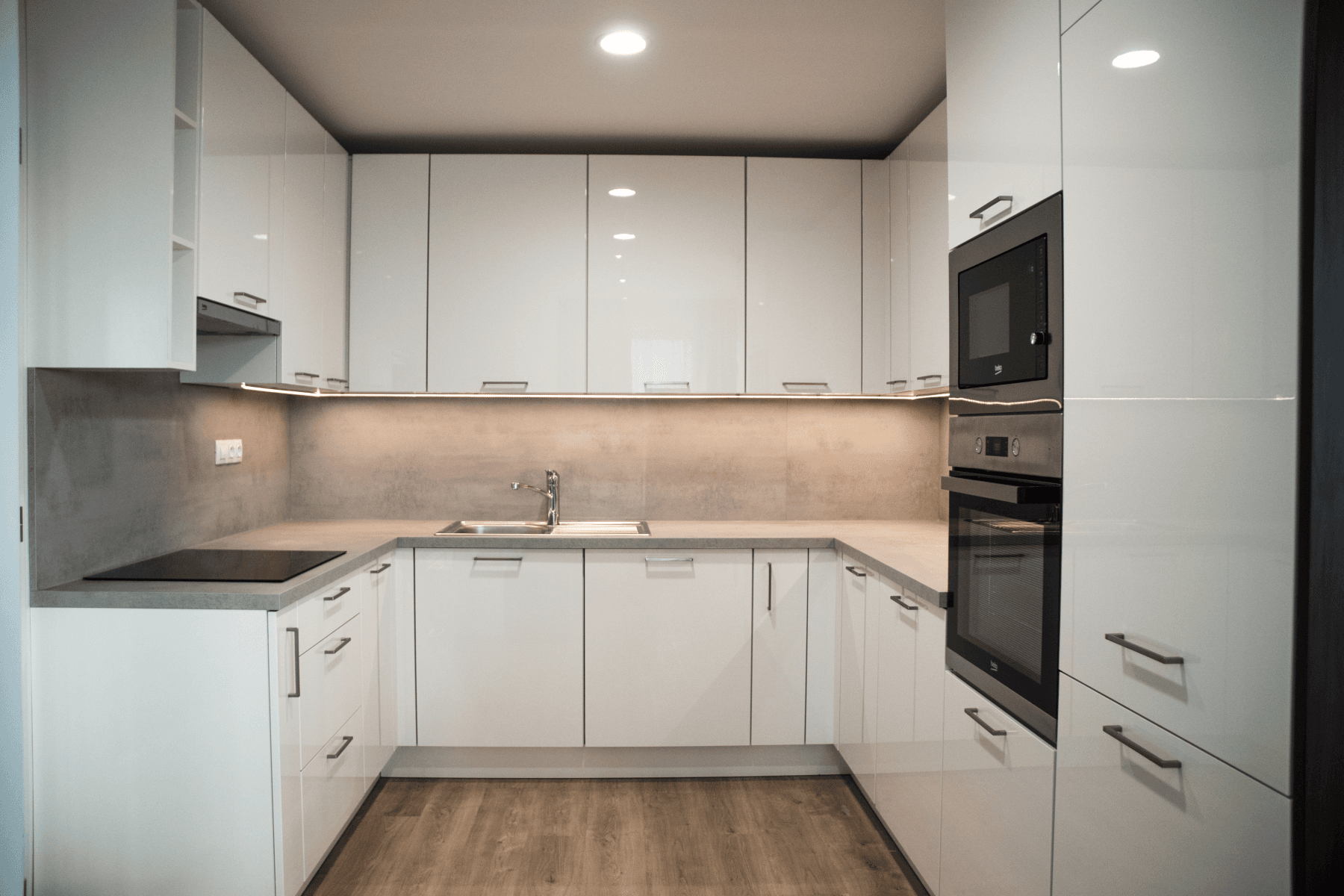 2 bedroom with open-plan kitchen flat to rent, 69 m², Mukařovského, Prague, Prague 2 bedroom with open-plan kitchen flat to rent, 69 m², Mukařovského, Prague, Prague