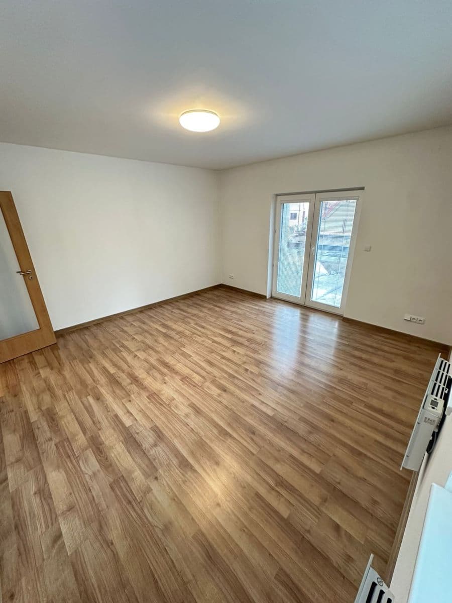 2 bedroom flat to rent, 70 m², Před Ústavem, Prague, Prague 2 bedroom flat to rent, 70 m², Před Ústavem, Prague, Prague