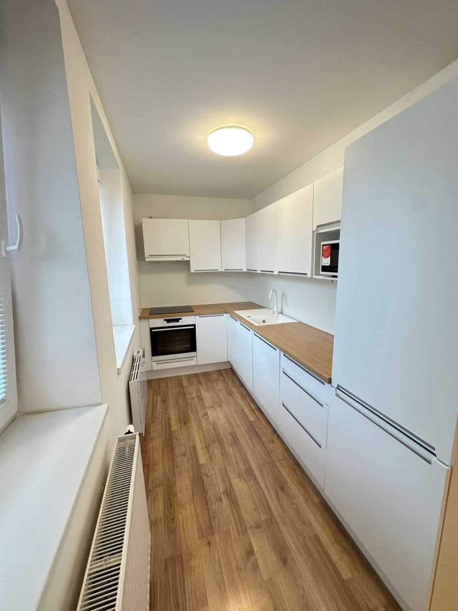 2 bedroom flat to rent, 70 m², Před Ústavem, Prague, Prague 2 bedroom flat to rent, 70 m², Před Ústavem, Prague, Prague