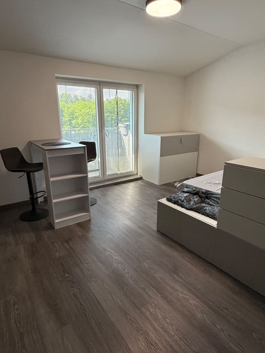 Studio flat to rent, 32 m², Hřbitovní, Libčice nad Vltavou, Středočeský Region Studio flat to rent, 32 m², Hřbitovní, Libčice nad Vltavou, Středočeský Region