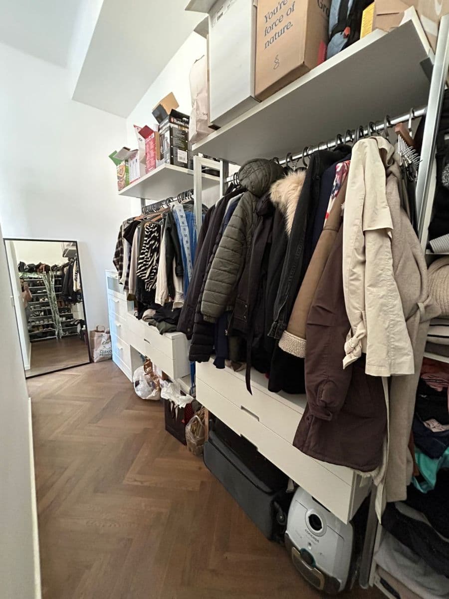 1 bedroom with open-plan kitchen flat to rent, 60 m², Staropramenná, Prague, Prague 1 bedroom with open-plan kitchen flat to rent, 60 m², Staropramenná, Prague, Prague