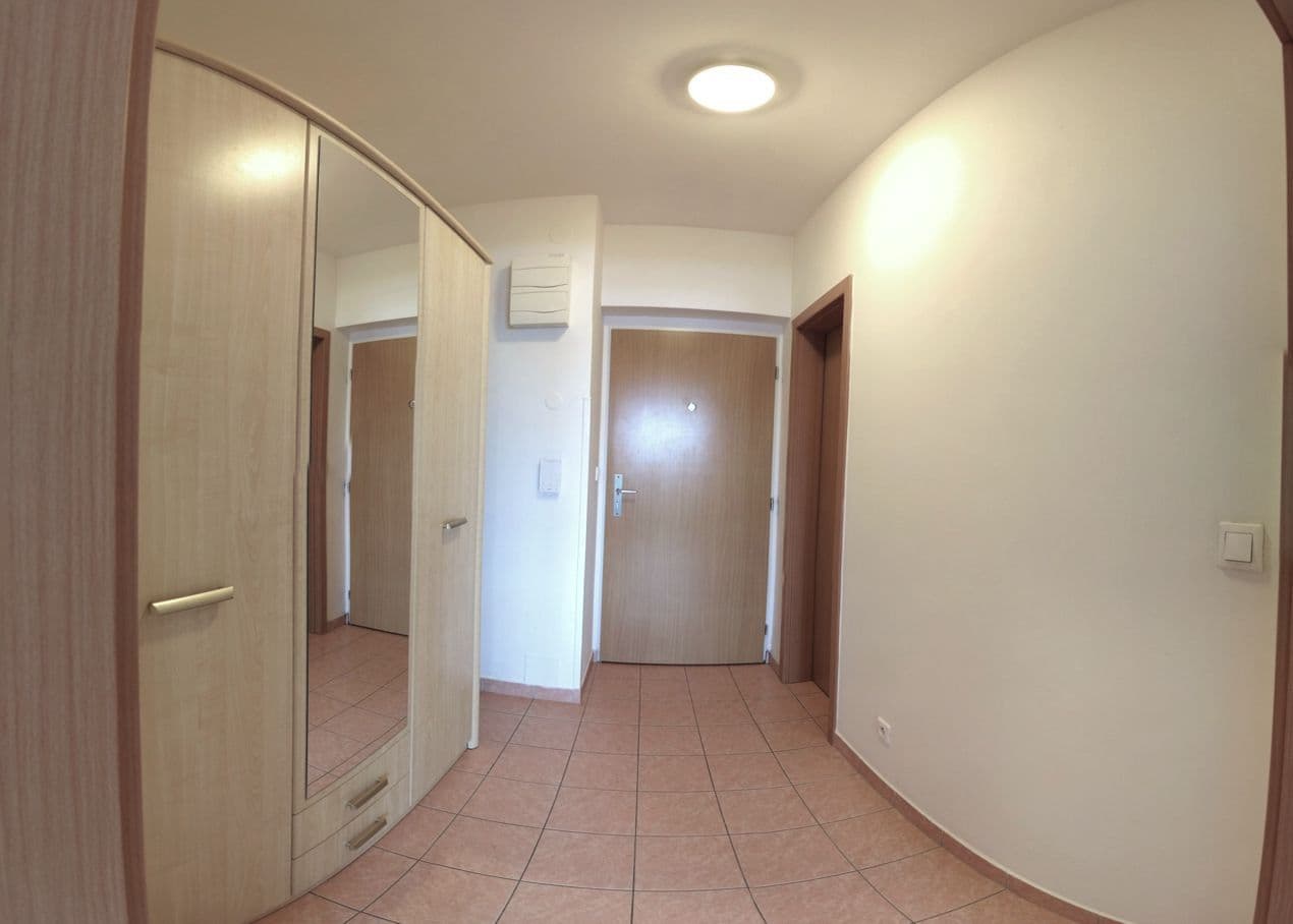Studio flat to rent, 37 m², Boloňská, Prague, Prague Studio flat to rent, 37 m², Boloňská, Prague, Prague