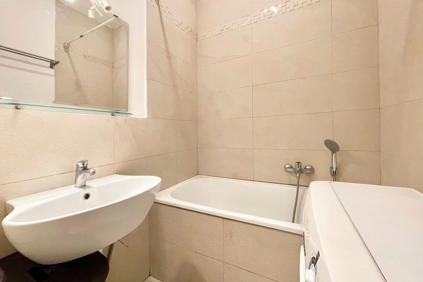 1 bedroom with open-plan kitchen flat to rent, 47 m², Českomalínská, Prague, Prague 1 bedroom with open-plan kitchen flat to rent, 47 m², Českomalínská, Prague, Prague