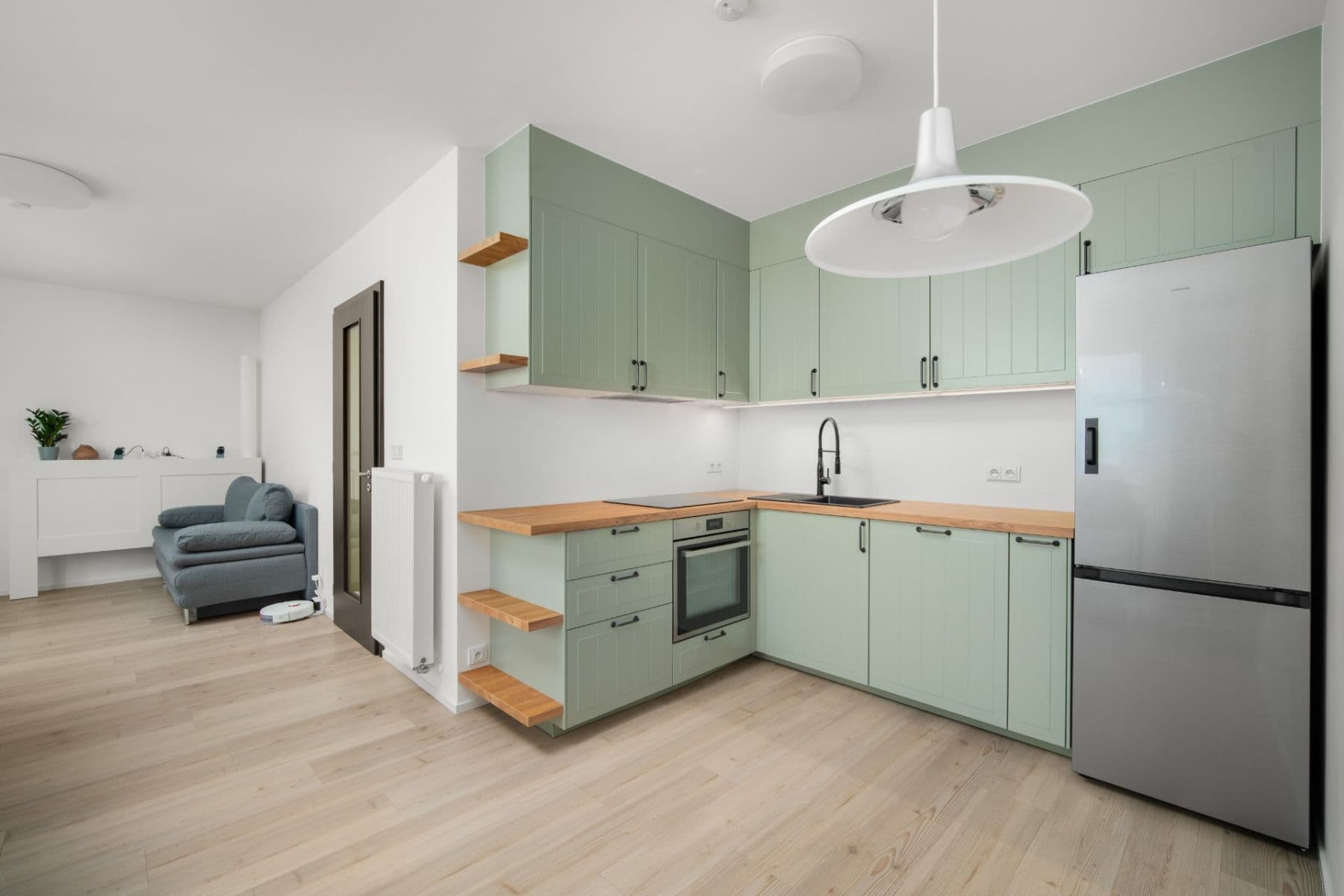 Studio flat to rent, 44 m², třída Generála Píky, Brno, Jihomoravský Region Studio flat to rent, 44 m², třída Generála Píky, Brno, Jihomoravský Region