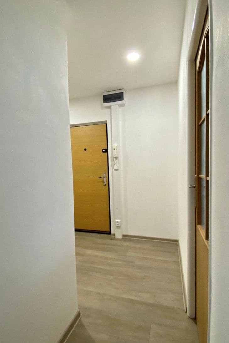 1 bedroom with open-plan kitchen flat to rent, 48 m², Litoměřická, Štětí, Ústecký Region 1 bedroom with open-plan kitchen flat to rent, 48 m², Litoměřická, Štětí, Ústecký Region
