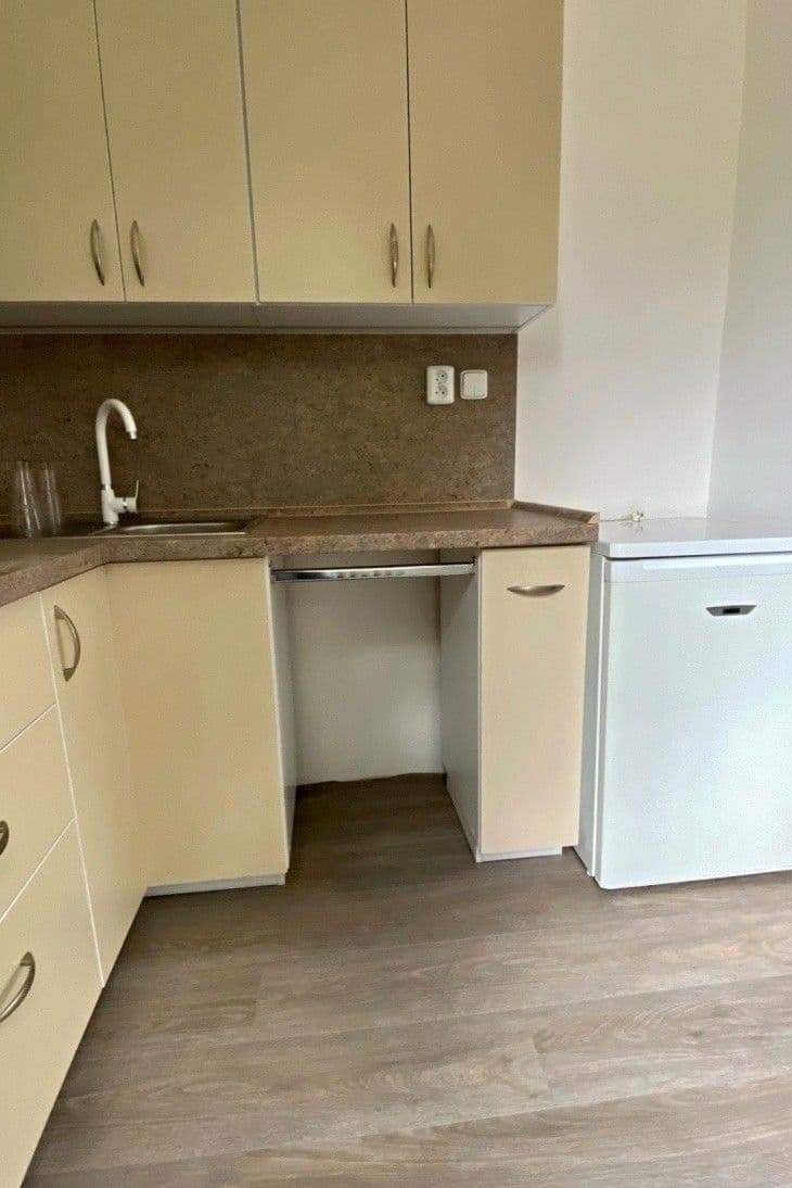 1 bedroom with open-plan kitchen flat to rent, 48 m², Litoměřická, Štětí, Ústecký Region 1 bedroom with open-plan kitchen flat to rent, 48 m², Litoměřická, Štětí, Ústecký Region