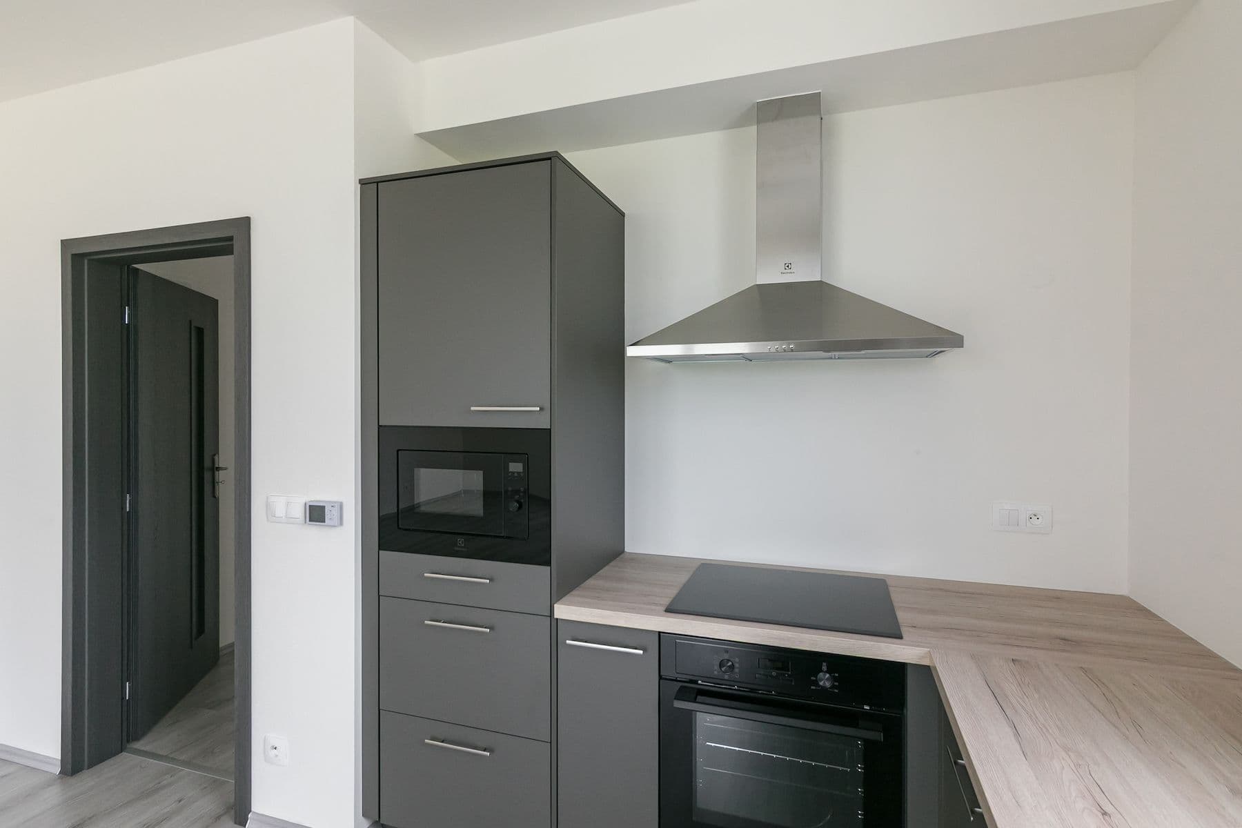 1 bedroom with open-plan kitchen flat for sale, 58 m², Hrnčířská, Uhlířské Janovice, Středočeský Region 1 bedroom with open-plan kitchen flat for sale, 58 m², Hrnčířská, Uhlířské Janovice, Středočeský Region