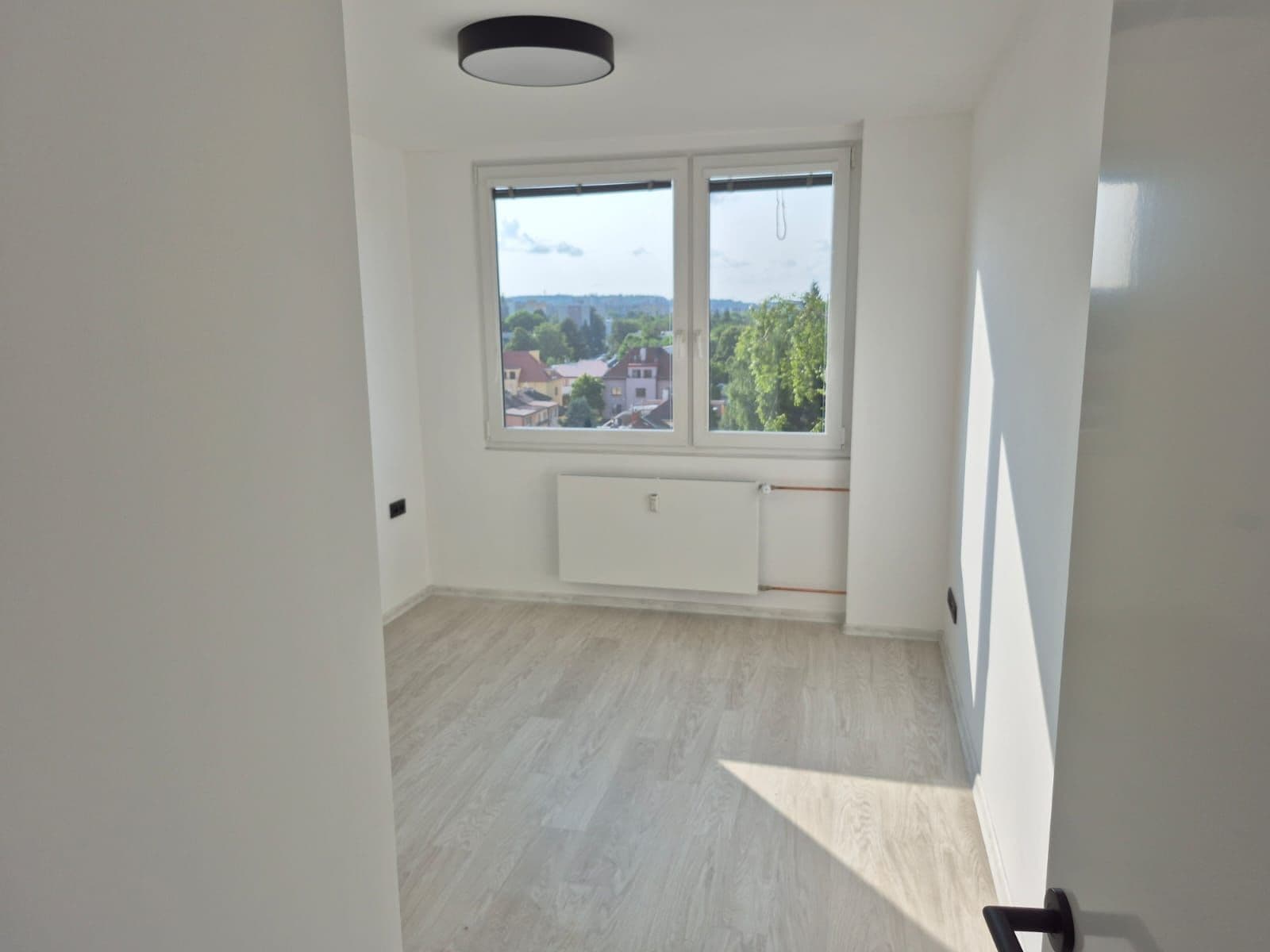 2 bedroom with open-plan kitchen flat to rent, 70 m², Zárybská, Prague, Prague 2 bedroom with open-plan kitchen flat to rent, 70 m², Zárybská, Prague, Prague