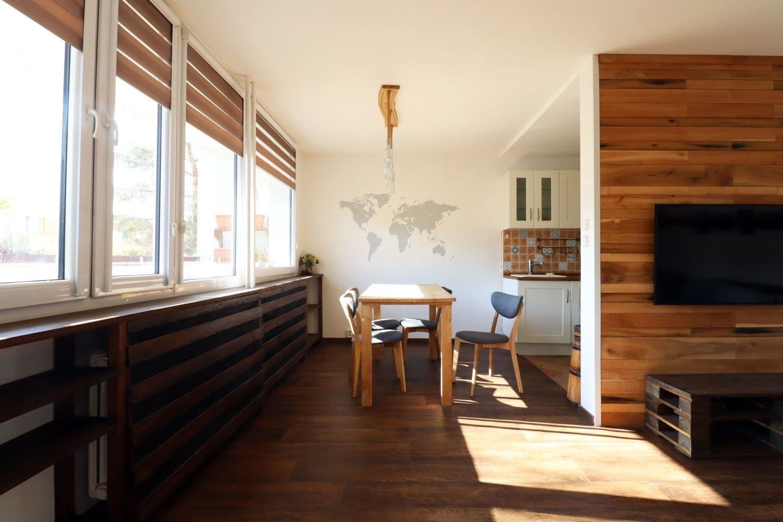 2 bedroom with open-plan kitchen flat to rent, 71 m², Mádrova, Prague, Prague 2 bedroom with open-plan kitchen flat to rent, 71 m², Mádrova, Prague, Prague