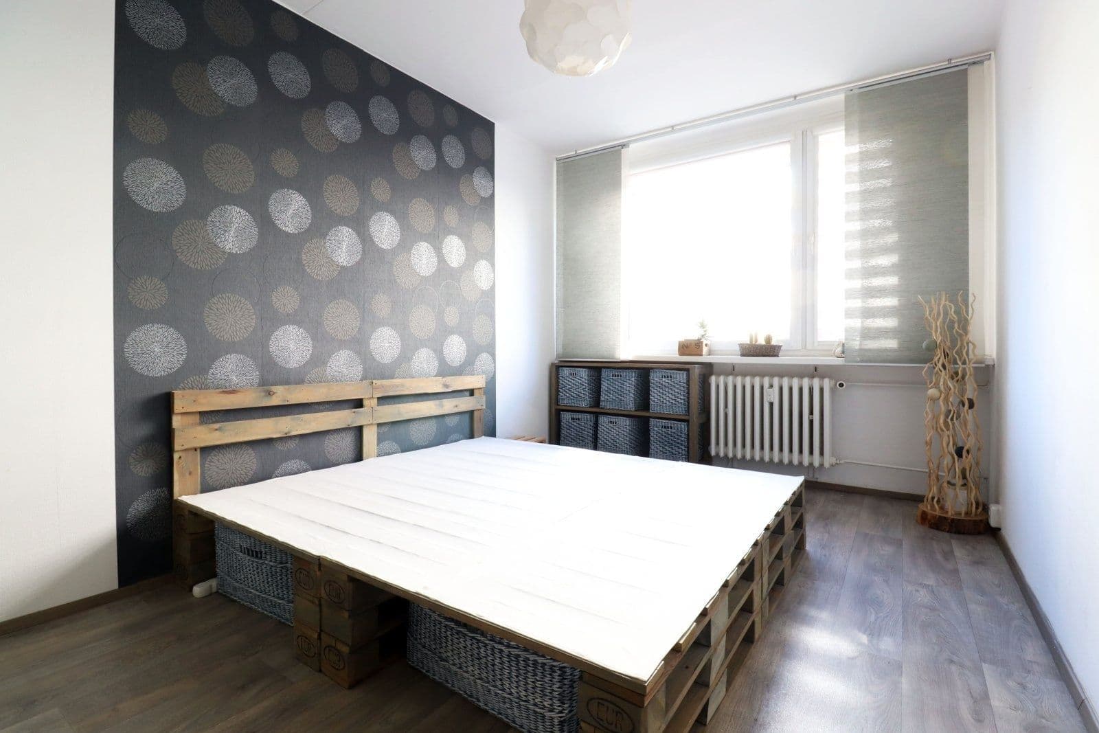 2 bedroom with open-plan kitchen flat to rent, 71 m², Mádrova, Prague, Prague 2 bedroom with open-plan kitchen flat to rent, 71 m², Mádrova, Prague, Prague