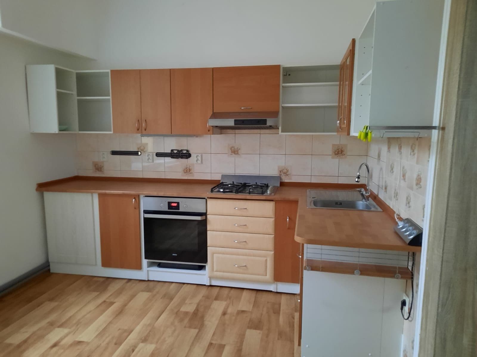 1 bedroom flat to rent, 52 m², Skuhrov nad Bělou, Královéhradecký Region 1 bedroom flat to rent, 52 m², Skuhrov nad Bělou, Královéhradecký Region