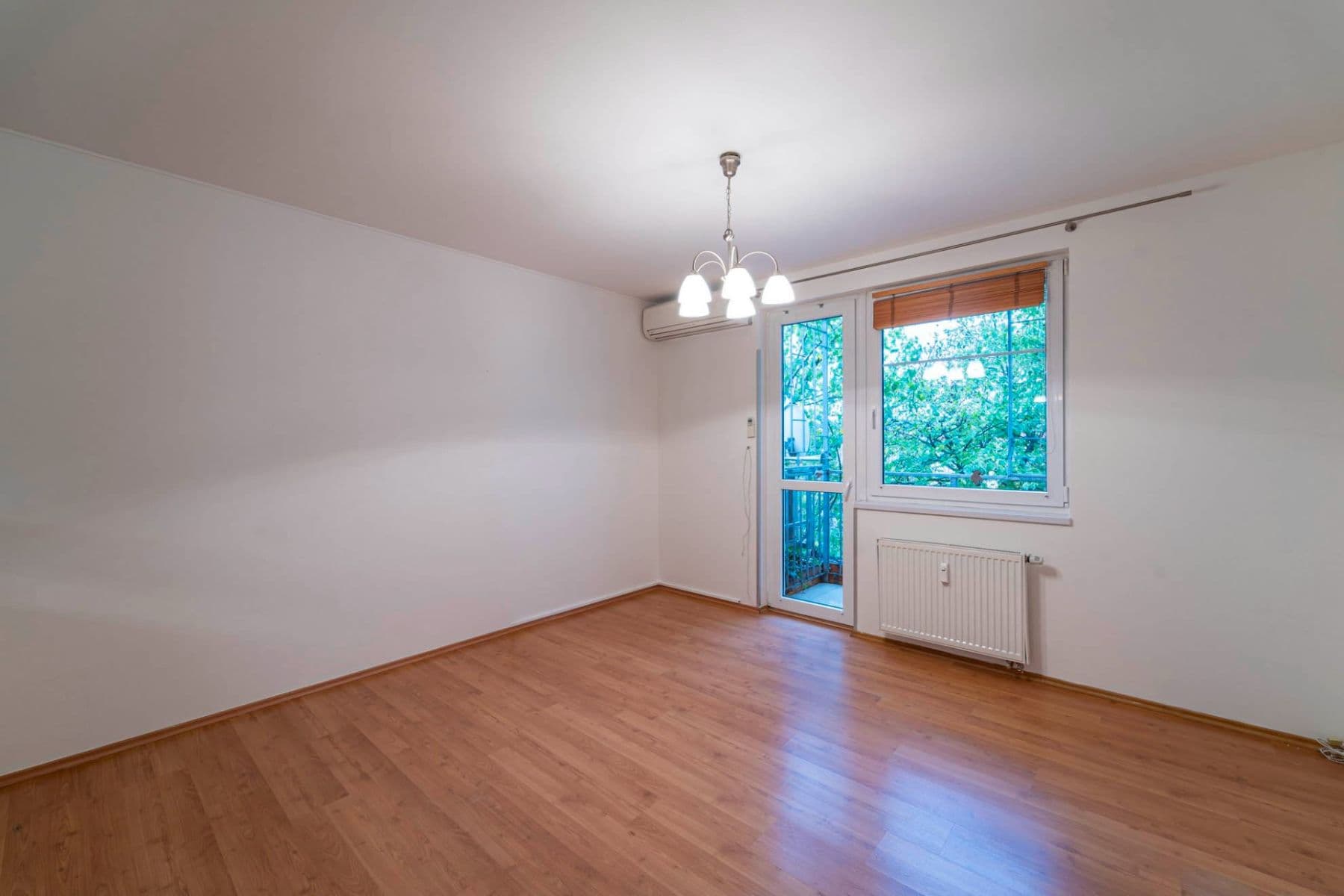 1 bedroom with open-plan kitchen flat to rent, 55 m², Braunerova, Prague, Prague 1 bedroom with open-plan kitchen flat to rent, 55 m², Braunerova, Prague, Prague