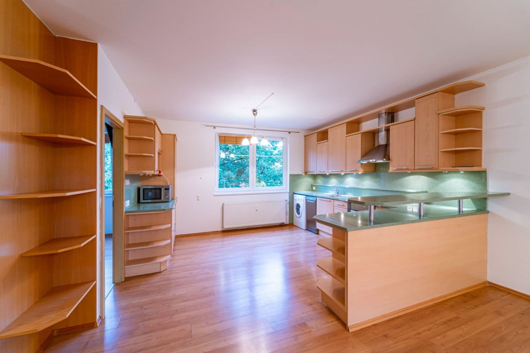 1 bedroom with open-plan kitchen flat to rent, 55 m², Braunerova, Prague, Prague 1 bedroom with open-plan kitchen flat to rent, 55 m², Braunerova, Prague, Prague
