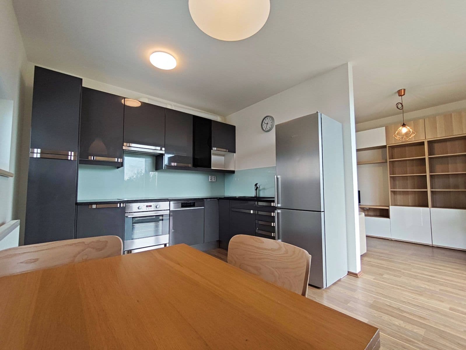 1 bedroom with open-plan kitchen flat to rent, 54 m², Stříbrského, Prague, Prague 1 bedroom with open-plan kitchen flat to rent, 54 m², Stříbrského, Prague, Prague