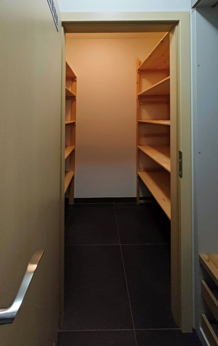 1 bedroom with open-plan kitchen flat to rent, 54 m², Stříbrského, Prague, Prague 1 bedroom with open-plan kitchen flat to rent, 54 m², Stříbrského, Prague, Prague