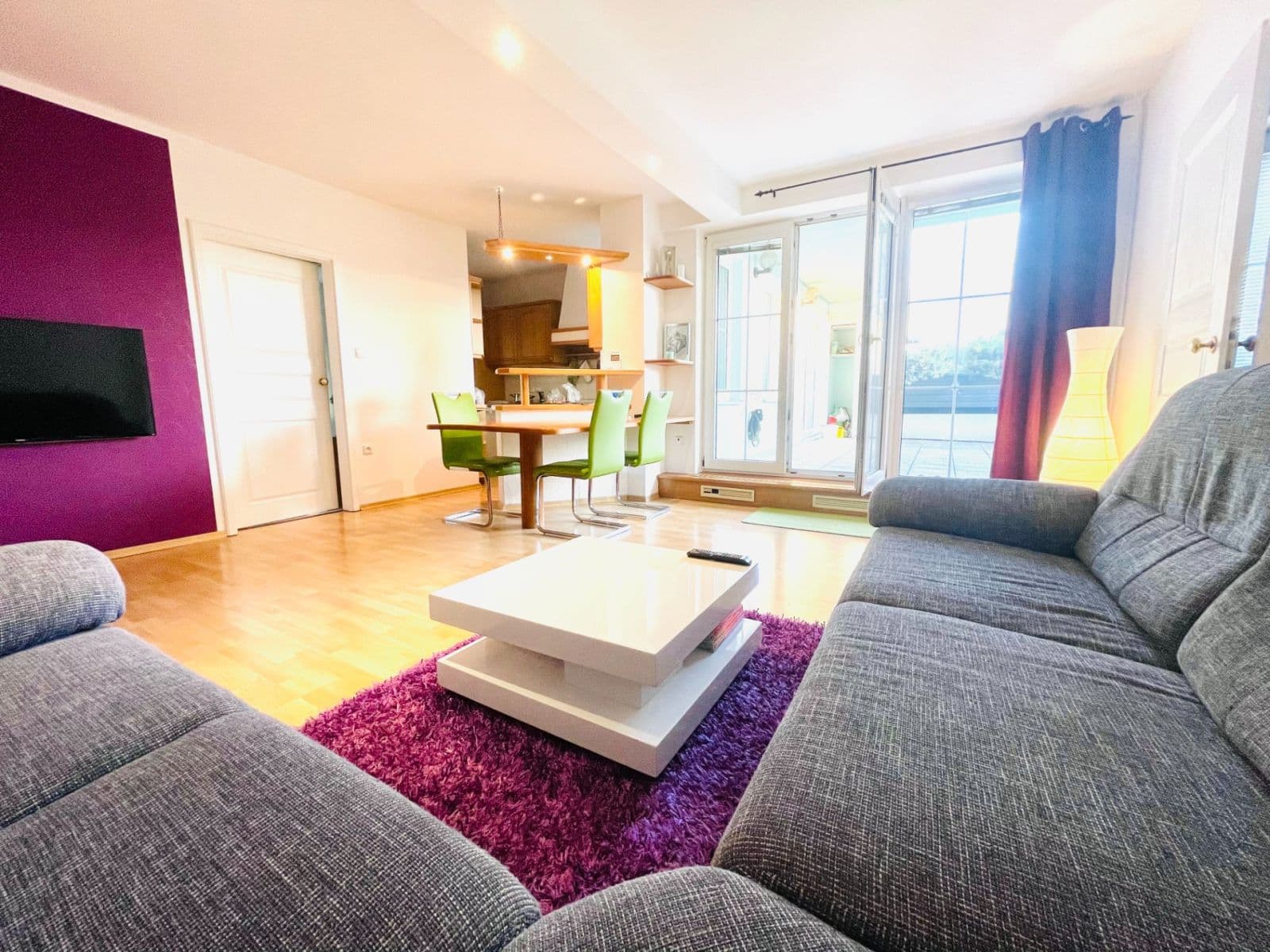 3 bedroom with open-plan kitchen flat for sale, 185 m², Ant. Barcala, České Budějovice, Jihočeský Region 3 bedroom with open-plan kitchen flat for sale, 185 m², Ant. Barcala, České Budějovice, Jihočeský Region