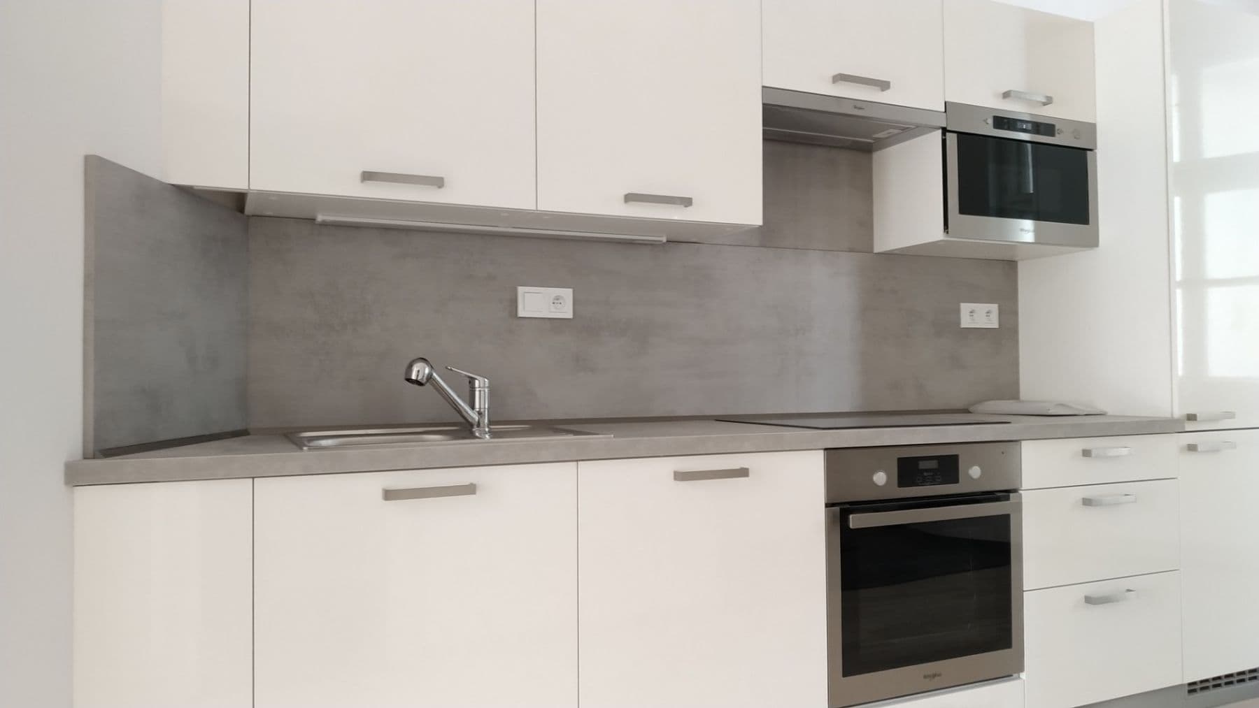 1 bedroom with open-plan kitchen flat to rent, 38 m², Vratislavova, Prague, Prague 1 bedroom with open-plan kitchen flat to rent, 38 m², Vratislavova, Prague, Prague