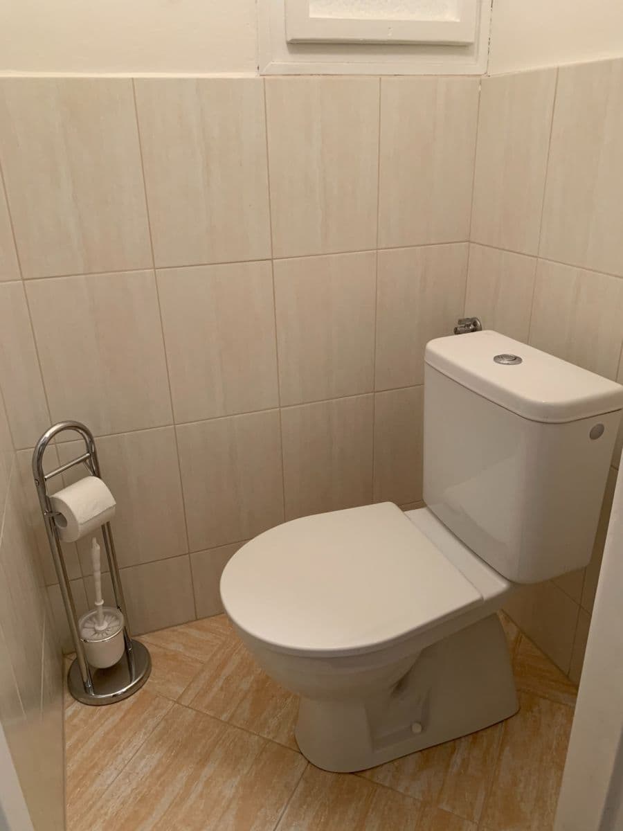 1 bedroom flat to rent, 38 m², Hvězdova, Prague, Prague 1 bedroom flat to rent, 38 m², Hvězdova, Prague, Prague